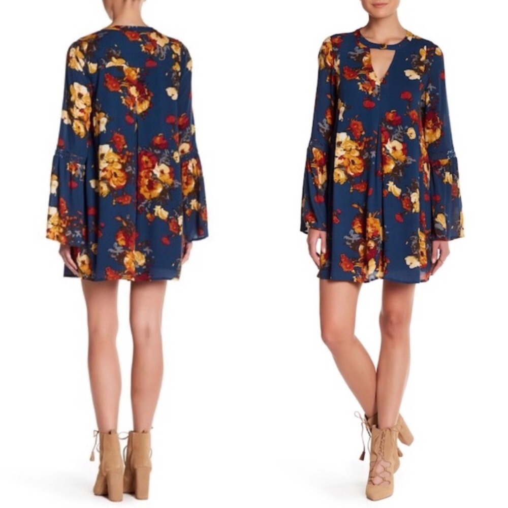 Blu pepper | floral Bell sleeve keyhole dress SZ L